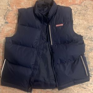 men’s navy vineyard vines vest size XL !
